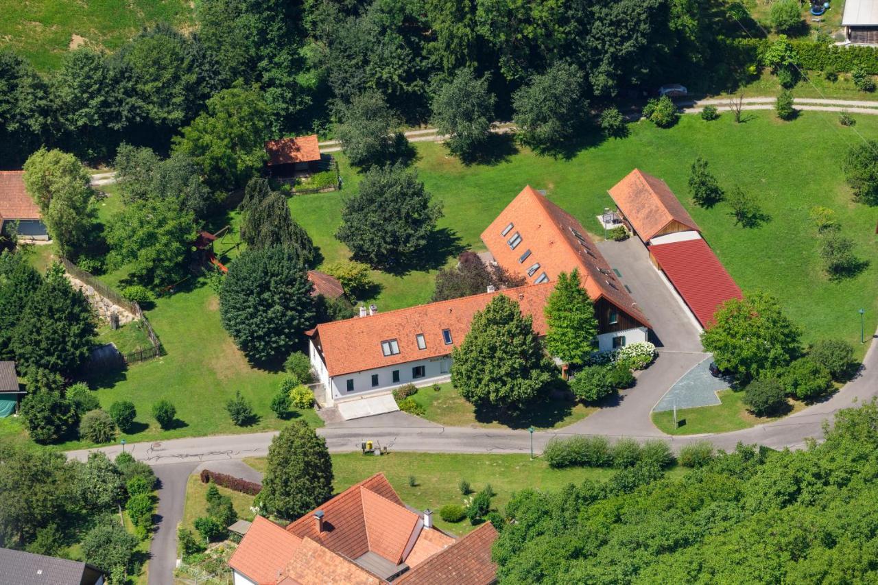 Kuerbishof Gartner Villa Fehring Exterior photo